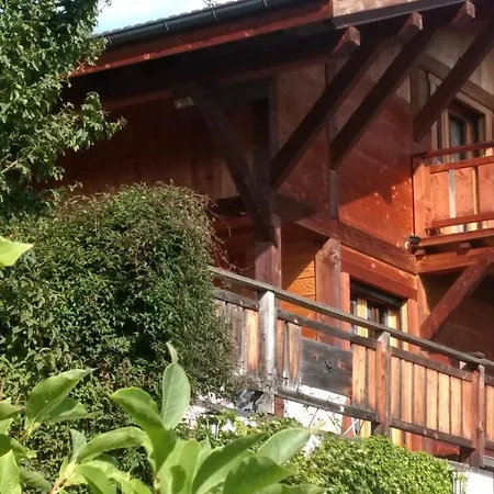 Le 121 Chambres D'hotes Bed & Breakfast Sallanches